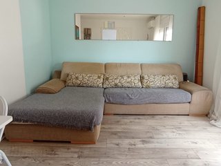 Sofá chaise longue beige y gris