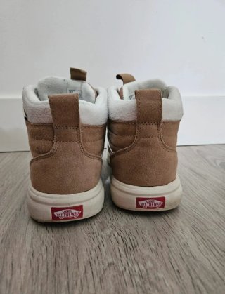 Zapatillas Vans Talla 40 Marrones y Blancas
