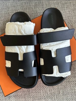 Hermes Chypre Sandalias Negras