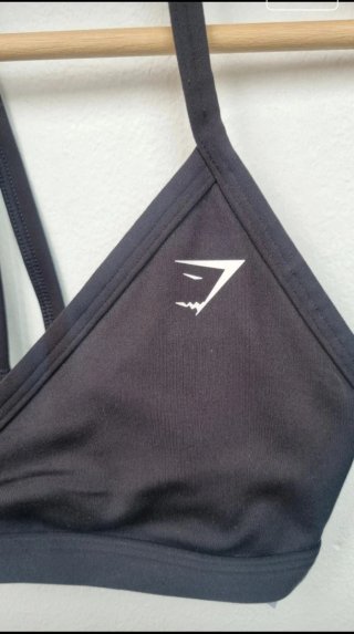 Top deportivo Gymshark negro
