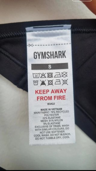 Top deportivo Gymshark negro