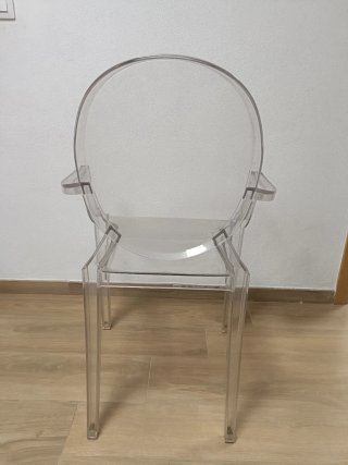Lote 4 Sillas Louis Ghost Kartell