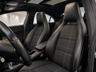 Mercedes-Benz CLA 200 156CV | TECHO PANORÁMICO
