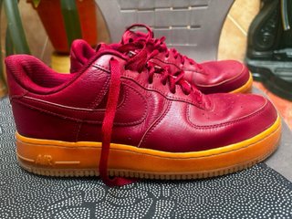 NIKE AIR FORCE 1 LOW( GYM RED)