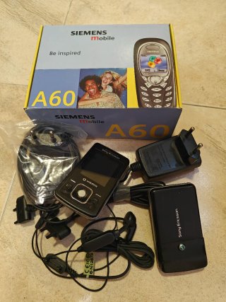 Lote 2 móviles Sony Ericsson y Siemens A60