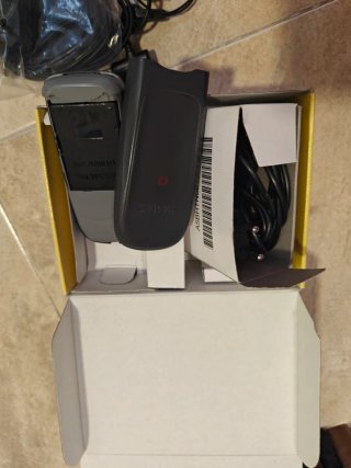 Lote 2 móviles Sony Ericsson y Siemens A60
