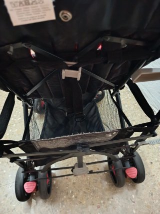 Silla de paseo Safety 1st roja