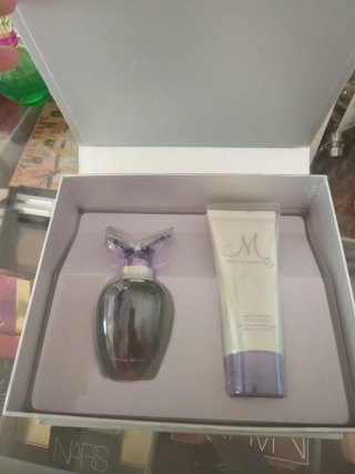 Estuche  perfume Mariah Carey Beige