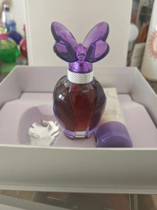 Estuche  perfume Mariah Carey Beige