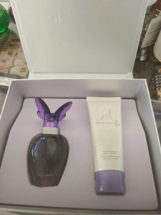 Estuche  perfume Mariah Carey Beige