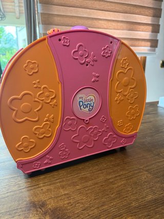 Twinkle twirl’s dance studio playset little pony