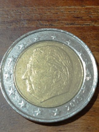 Moneda 2€ con error en anillo central