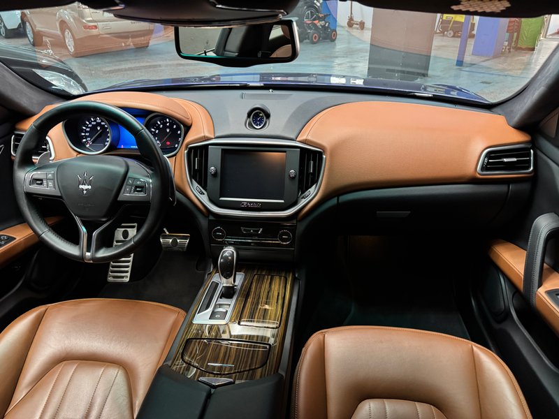 Maserati Ghibli 2016, foto 17