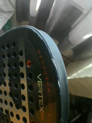 Bullpadel Vertex 04 2025 - Muy buen estado
