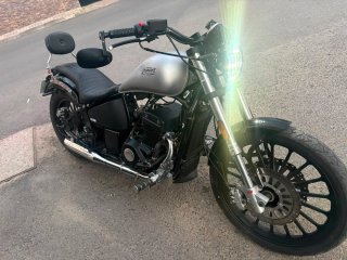 Moto Leonart Daytona Cruiser Negra/Plata