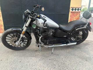 Moto Leonart Daytona Cruiser Negra/Plata