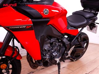 YAMAHA TRACER 9