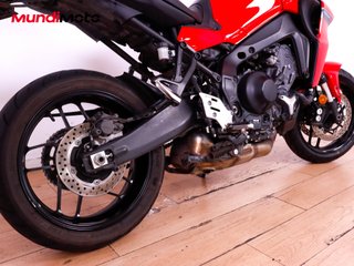 YAMAHA TRACER 9