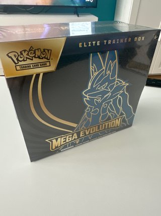 Pokemon Mega Evolution Elite Trainer Box Inglés