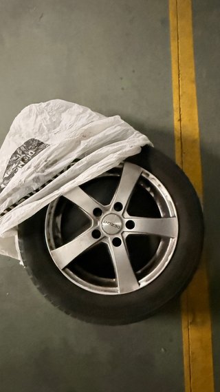 Llantas Dezent BMW 16" 320D Usadas