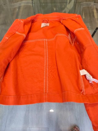 Cazadora naranja Bershka