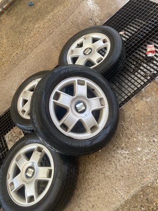 Llantas Seat León 1M 5x100 R15