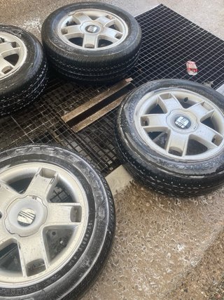 Llantas Seat León 1M 5x100 R15