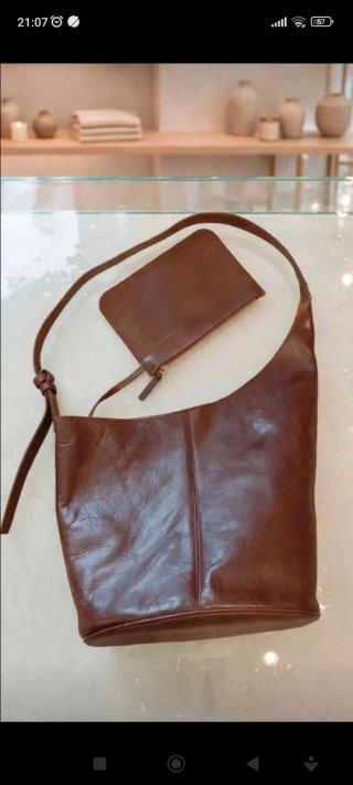 Bolso saca piel asimétrico
