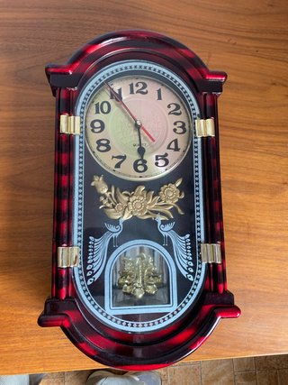 Reloj de pared antiguo