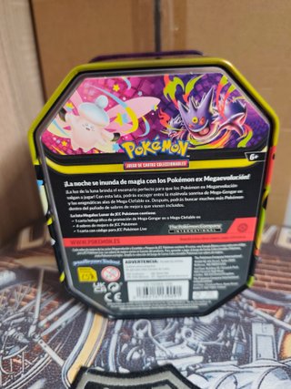 Lata Pokémon Mega Gengar + Promo ESP