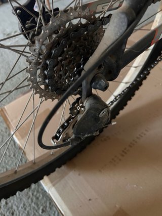 Bicicleta GT Avalanche 3.0 26