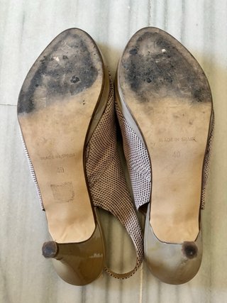 Zapatos de salón beige