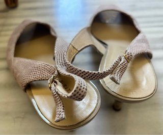 Zapatos de salón beige