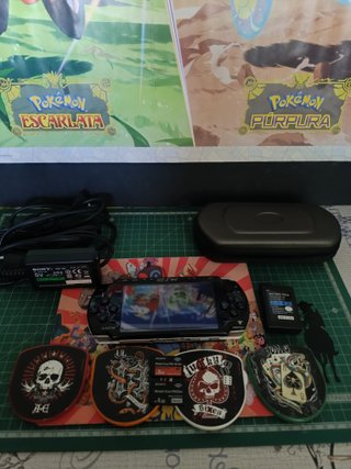 Console Sony PSP Slim Nera + 2 Schede
