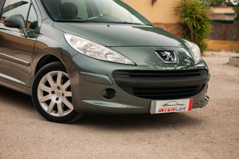 Peugeot 207 1.6 HDI GT 2006, foto 2