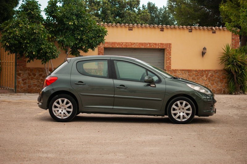 Peugeot 207 1.6 HDI GT 2006, foto 5