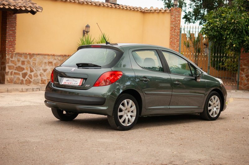 Peugeot 207 1.6 HDI GT 2006, foto 7