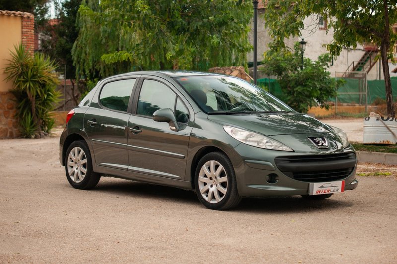 Peugeot 207 1.6 HDI GT 2006, foto 19