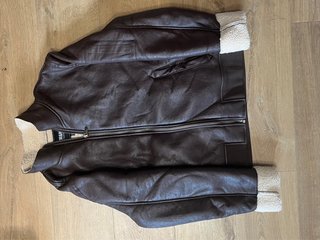 Chaqueta de piel marrón 100% auténtica y nueva
