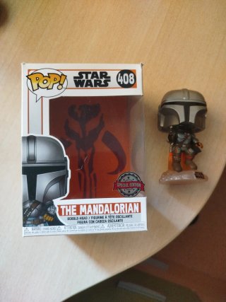 Funko Pop 408 The Mandalorian SPECIAL EDITION