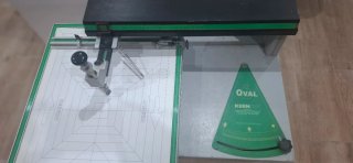 Máquina para hacer paspartús ovalados