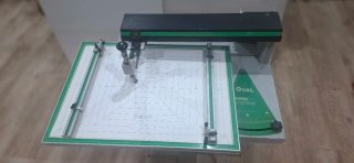 Máquina para hacer paspartús ovalados