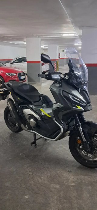 Honda X-ADV 750 2024