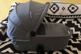 Capazo y silla de paseo Kinderkraft 2 en 1