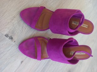Sandalias de tacón Zara