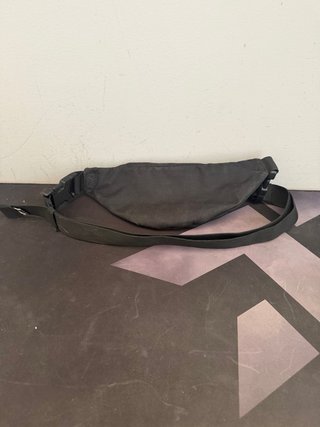 Riñonera Nike Negra