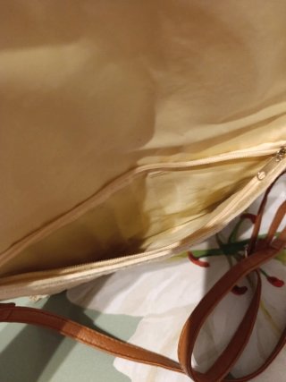 Bolso de mano bordado y con abalorios