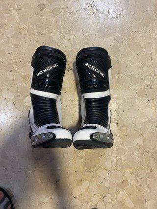 Botas y Guantes Moto Carretera ZX-ONE