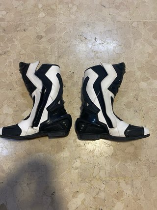 Botas y Guantes Moto Carretera ZX-ONE