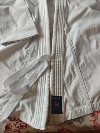Traje de Karate Kamikaze Blanco Talla 140